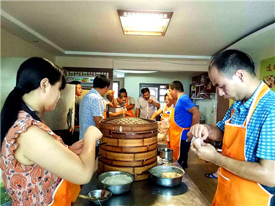 哪儿能培训早餐包子技术,包子技术培训，长沙学做包子-- 长沙香尔辣餐饮管理有限公司