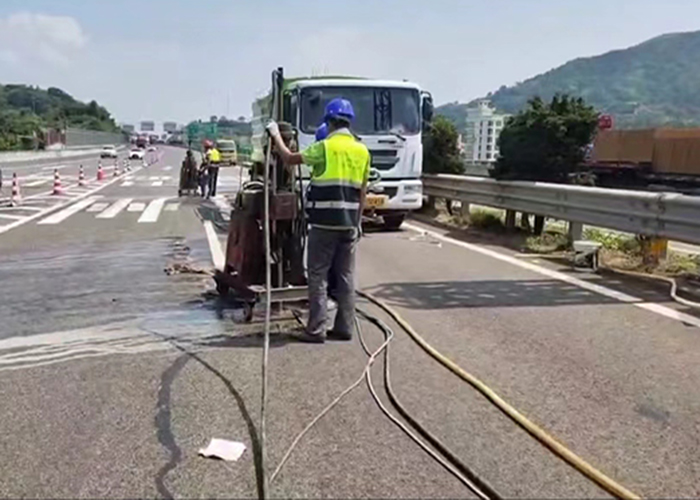 公路下沉注浆-- 软地基加固处理专家